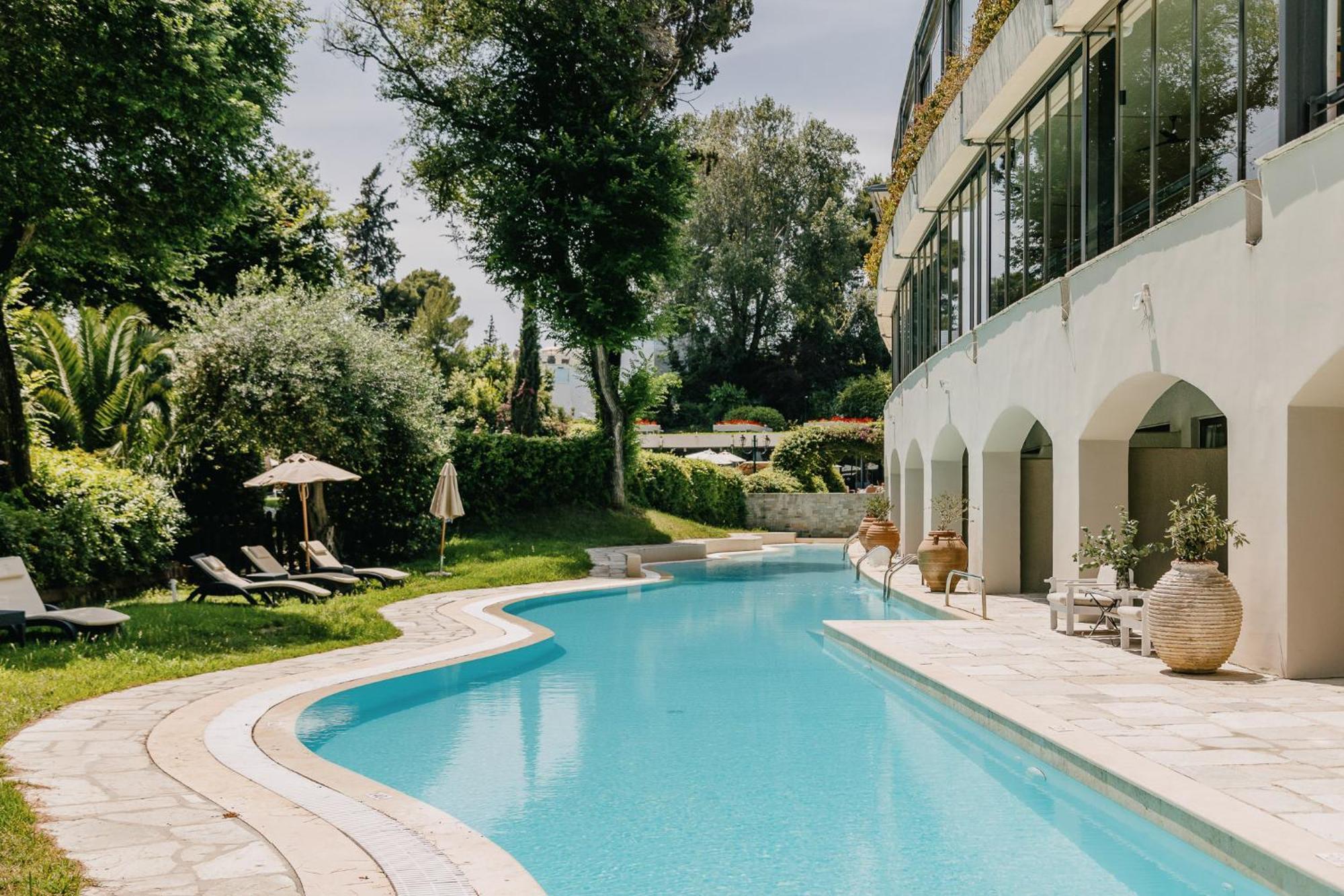 Corfu Holiday Palace Perama  Exterior photo The swimming pool at the hotel