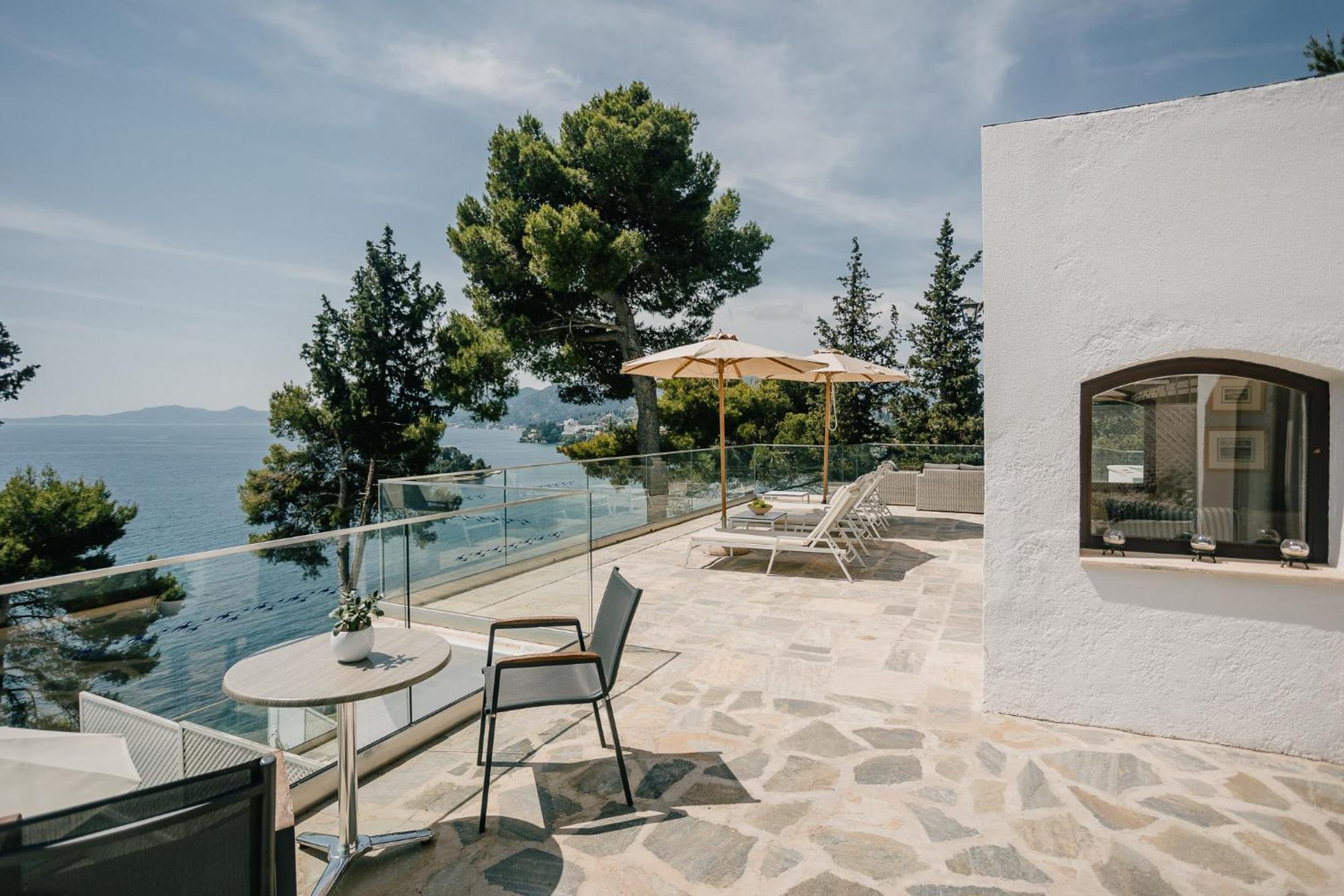 Corfu Holiday Palace Perama  Exterior photo The hotel's rooftop